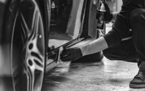 8_-Pro-Car-Detailing-Tips-for-a-Shiny-Streak-Free-Ride