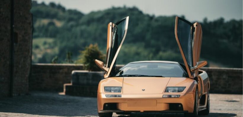 72_-Unveiling-the-Lamborghini-Diablo_-Hidden-Gems-and-Surprising-Facts