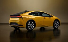 103_-Toyota-Prius_-A-Deep-Dive-into-Features-Specs-and-Pricing