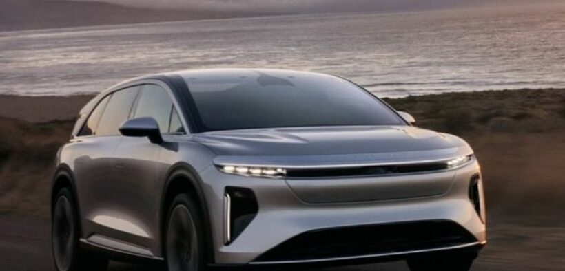 113_-Lucid-Gravity-Unveiled_-A-Glimpse-into-the-Future-of-Electric-SUVs