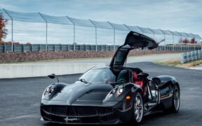 The Pagani Huayra