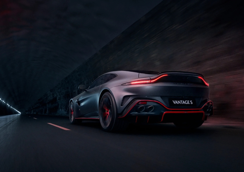 The Sleek Track Styling