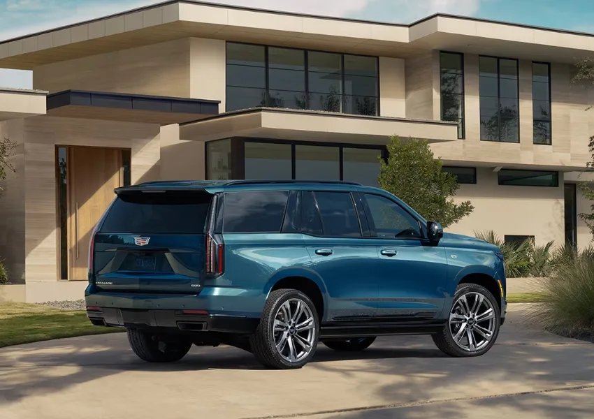 Cadillac V8 SUV
