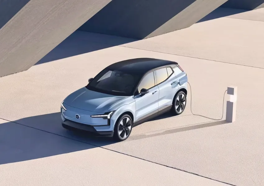 Volvo electric cars
