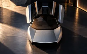 2028 Tesla Roadster